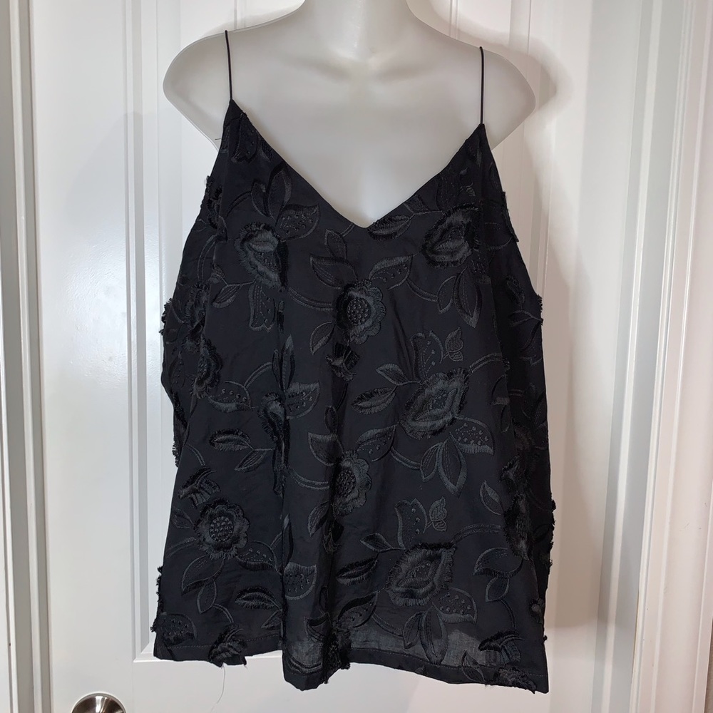 Ophelia Roe Plus Black Top with Embroidered Flowers NWOT